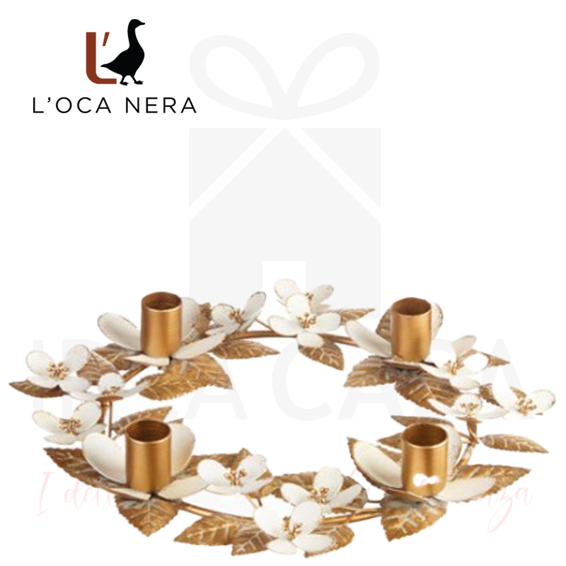 1xm951.13-LOCA-NERA-BAGLIORI-DI-FESTA-Centrotavola-porta-candele-con-forme-di-fiori-e-foglie-dorate-2.jpg L'OCA NERA - "BAGLIORI DI FESTA" Centrotavola porta candele con forme di fiori e foglie dorate - immagine 1