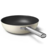Wok antiaderente panna di Smeg diametro 30