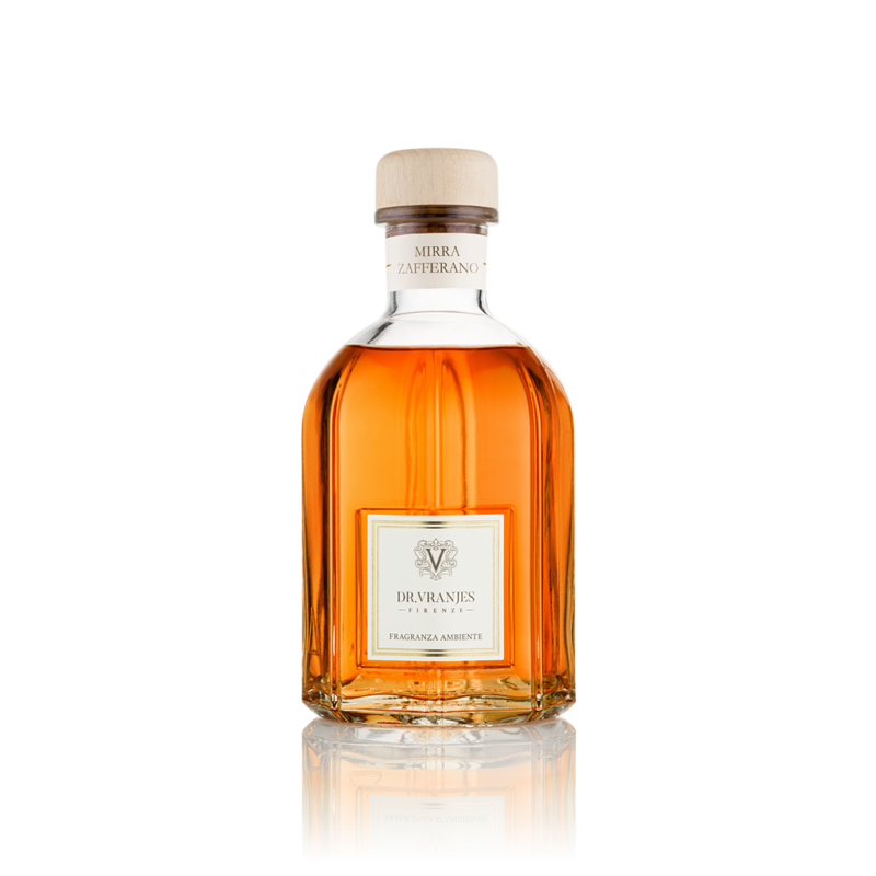 DR.-VRANJES-MIRRA-ZAFFERANO-Ricarica-per-fragranza-per-ambiente-500-ml-2.png DR. VRANJES - "MIRRA ZAFFERANO" Fragranza per ambiente 500 ml con 12 bastoncini - immagine 1