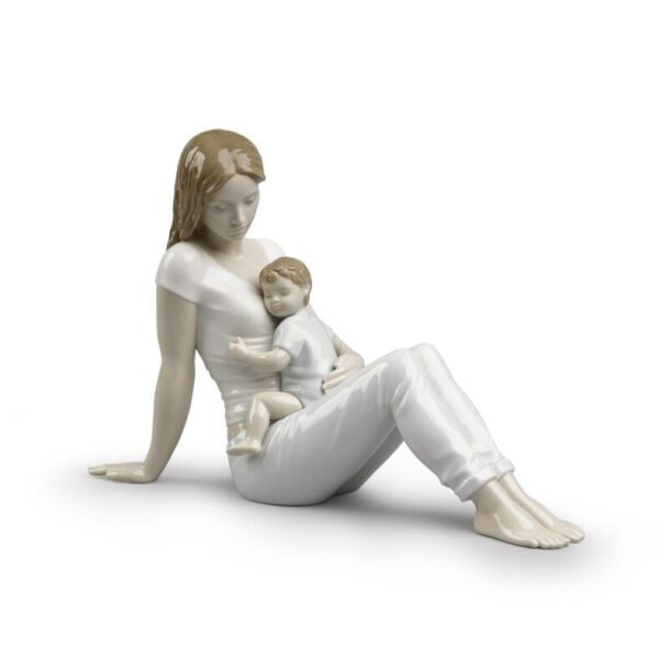 LLADRÒ - STATUA "L'AMORE DI UNA MADRE"