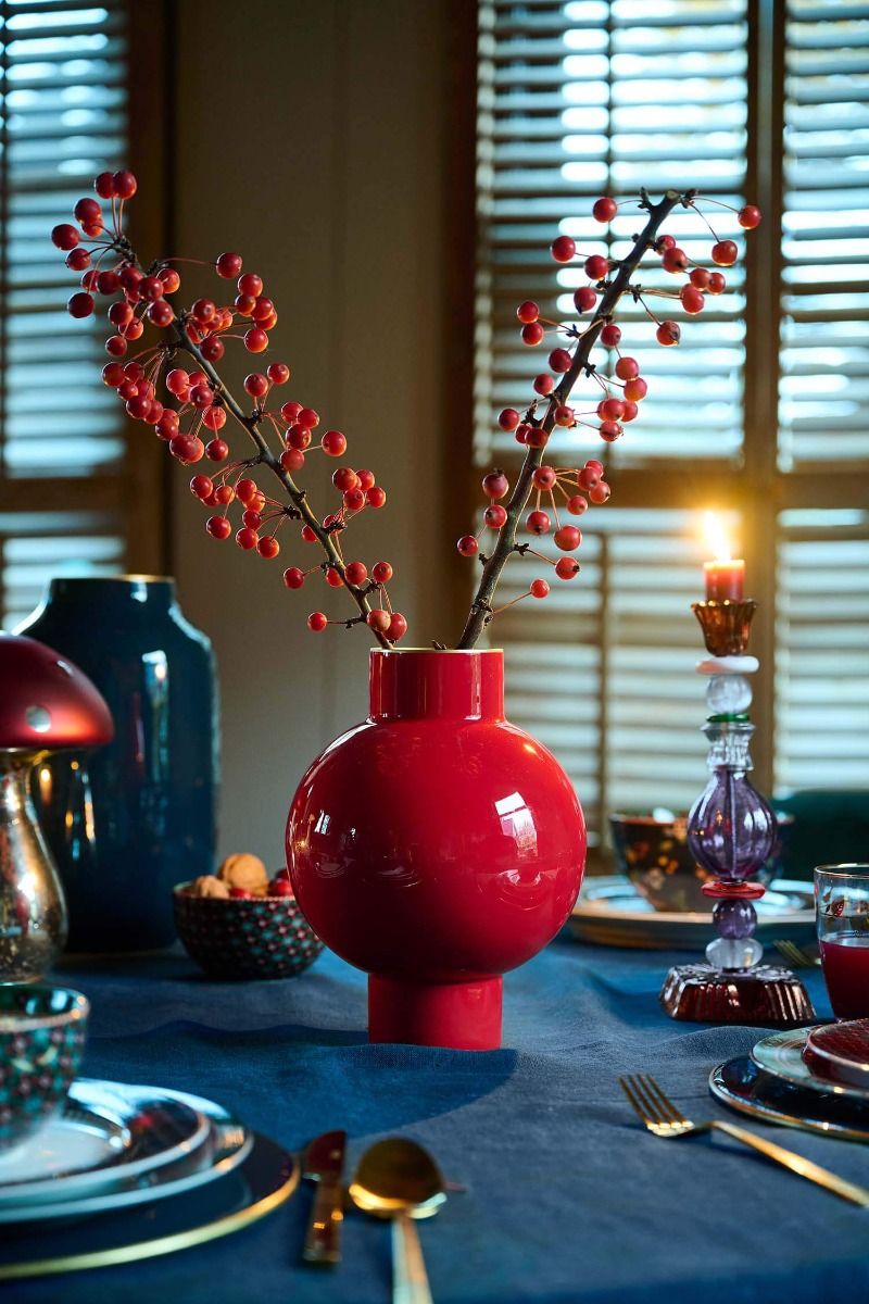 51.102.087_50_lr PIP STUDIO "VASE METAL SMALL RED" 18x24 cm - immagine 1