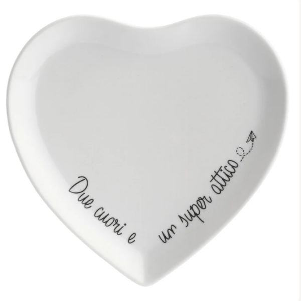 Set Piattini Cuore, Gli Onesti La porcellana bianca